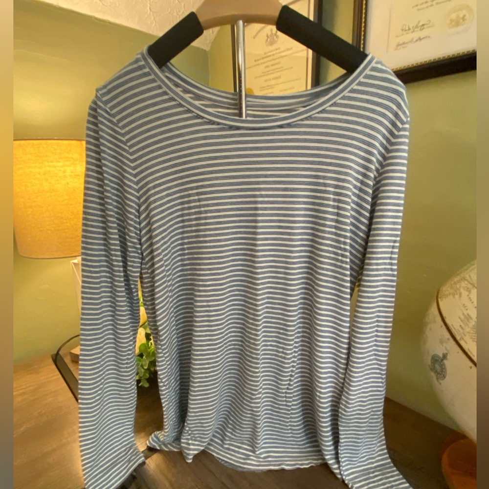 GAP Blue and White Striped Top
